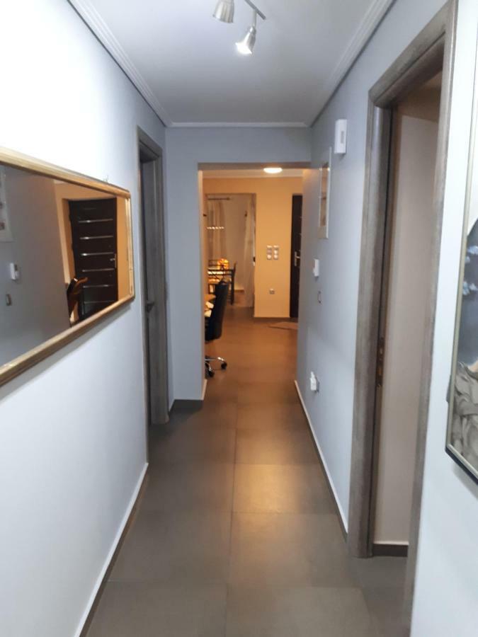 Modern Residence In The Center Of Trikala Tríkala Exterior foto