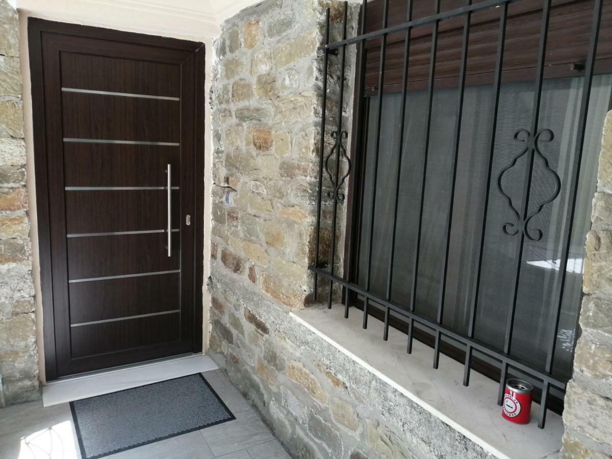 Modern Residence In The Center Of Trikala Tríkala Exterior foto
